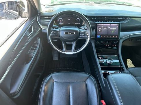 Used 2021 Jeep Grand Cherokee L Limited AWD/4WD image 28