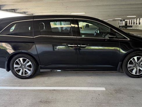 Used 2016 Honda Odyssey Touring image 6
