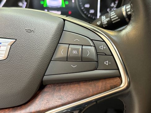 Certified 2022 Cadillac XT5 Premium Luxury w/ Technology Package image 27