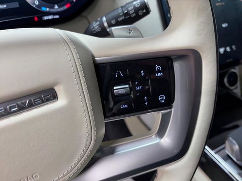 Used 2023 Land Rover Range Rover SE image 20