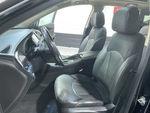 Used 2017 Buick Envision Essence FWD image 11