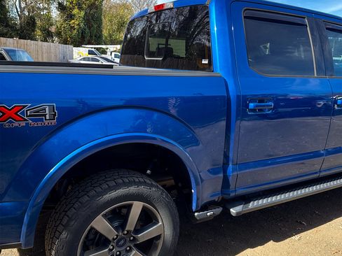 Used 2017 Ford F150 XLT w/ Equipment Group 302A Luxury image 15