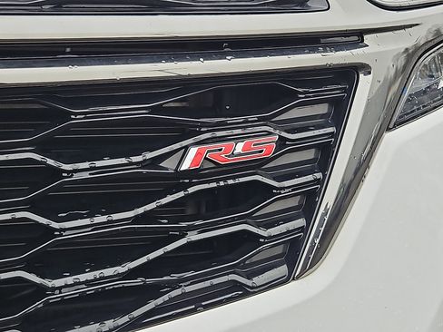 Used 2022 Chevrolet Equinox RS w/ RS Leather Package image 4