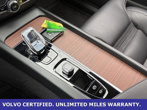 Certified 2023 Volvo XC60 B5 Ultimate image 20