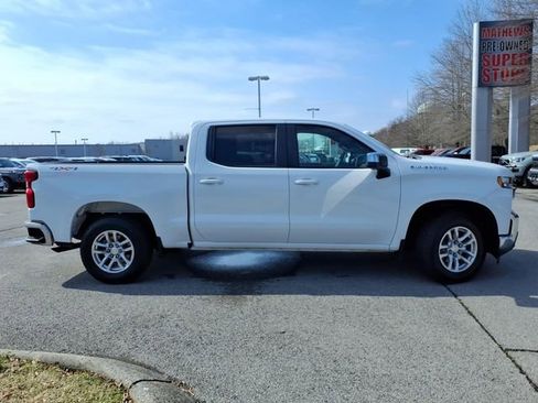 Used 2020 Chevrolet Silverado 1500 LT image 2
