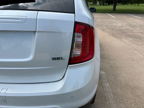 Used 2014 Ford Edge SEL w/ Equipment Group 205A FWD image 11