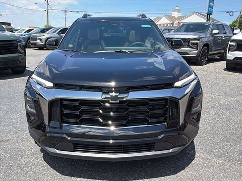 New 2026 Chevrolet Equinox ACTIV w/ Convenience Package III AWD/4WD image 2