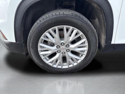 Used 2024 GMC Acadia Elevation image 45