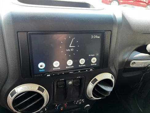 Used 2014 Jeep Wrangler Sahara w/ Connectivity Group AWD/4WD image 25