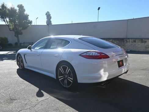 Used 2013 Porsche Panamera S image 8
