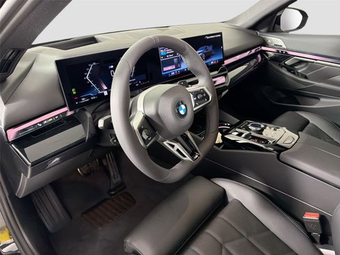 New 2026 BMW 530i w/ M Sport Package RWD image 9