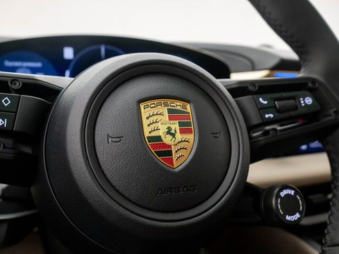 New 2025 Porsche Macan 4 Electric AWD/4WD image 27