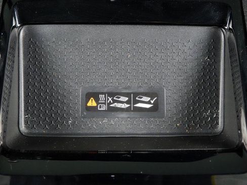 Used 2024 Chevrolet Blazer EV LT AWD/4WD image 26