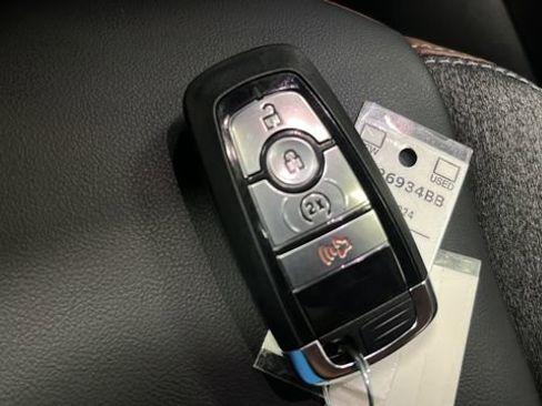 Used 2024 Ford Bronco Sport Outer Banks w/ Tech Package image 40