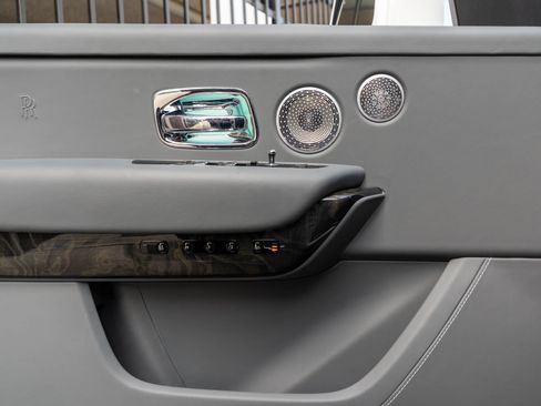 Certified 2024 Rolls-Royce Cullinan w/ Cullinan Package AWD/4WD image 11