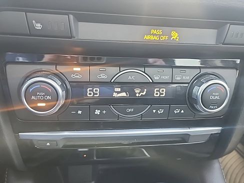 Used 2017 MAZDA MAZDA6 Grand Touring image 9