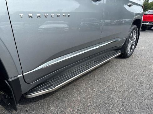 Used 2023 Chevrolet Traverse Premier AWD/4WD image 11