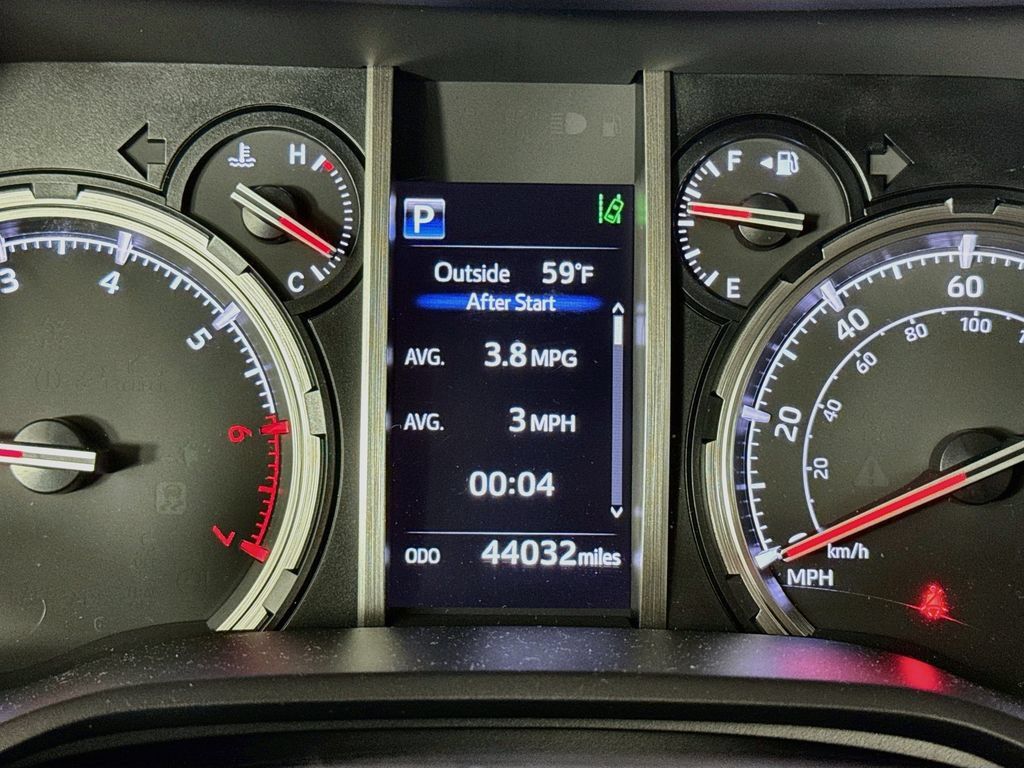 Used 2024 Toyota 4Runner TRD Pro AWD/4WD image 6