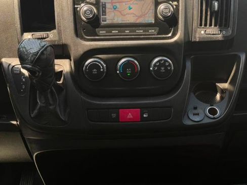 Used 2019 RAM ProMaster 2500 w/ Interior Convenience Group FWD image 21