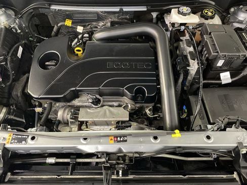 Used 2024 Chevrolet Equinox LT w/ LPO, Floor Liner Package FWD image 35