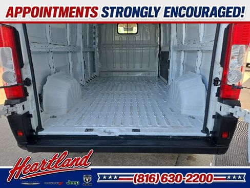 Used 2025 RAM ProMaster 2500 w/ Convenience Group FWD image 88