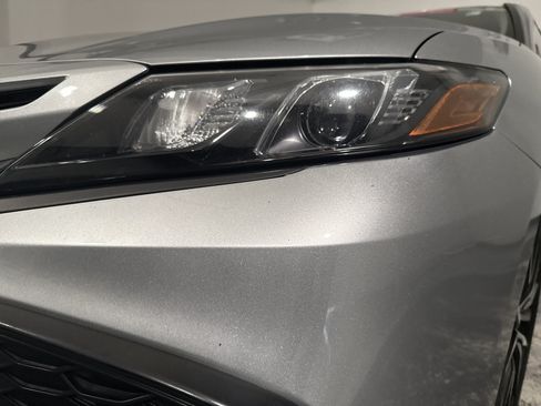 Used 2023 Toyota Camry SE FWD image 7