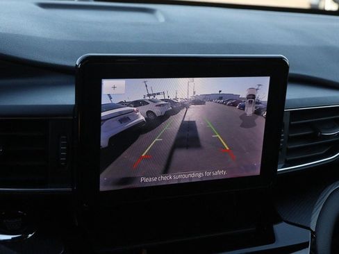 Used 2022 Ford Explorer ST image 19