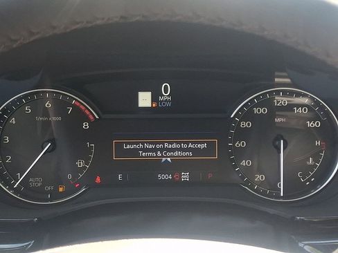 Used 2025 Cadillac XT6 Premium Luxury AWD/4WD image 22
