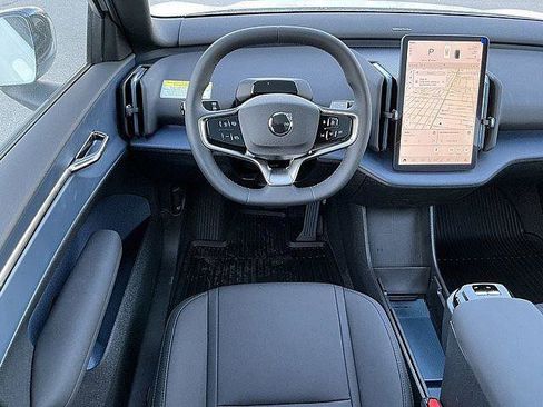 New 2026 Volvo EX30 Cross Country Ultra w/ Protection Package Premier AWD/4WD image 5