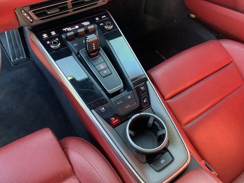 Used 2020 Porsche 911 Carrera S image 27