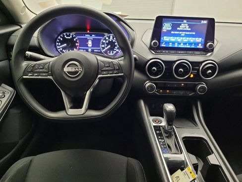Used 2024 Nissan Sentra SV FWD image 22