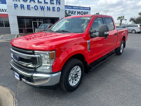 Used 2022 Ford F250 XLT image 2
