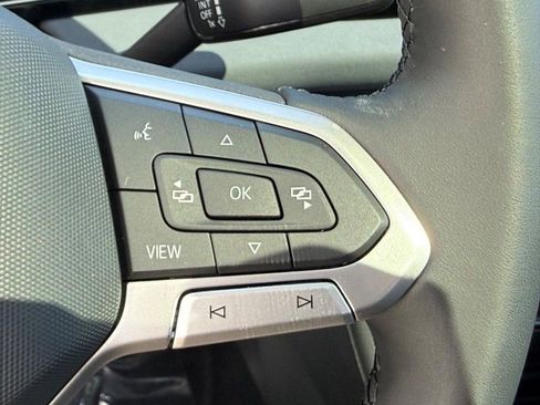 New 2026 Volkswagen Jetta SE FWD image 12