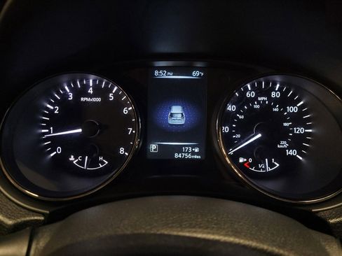 Used 2017 Nissan Rogue S image 23