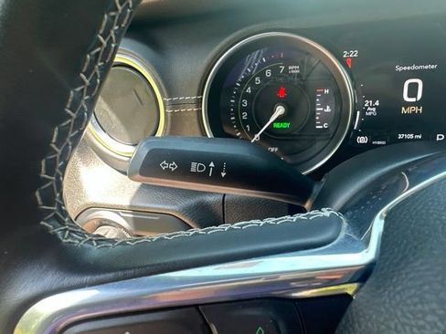 Used 2023 Jeep Wrangler Unlimited Sahara w/ Cold Weather Group AWD/4WD image 24
