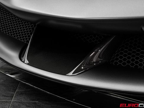 Used 2023 Ferrari SF90 Stradale AWD/4WD image 14