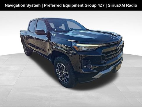 Used 2023 Chevrolet Colorado Z71 image 1