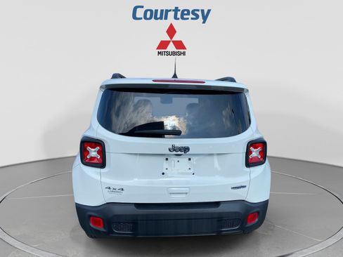 Used 2021 Jeep Renegade Latitude w/ Sun & Sound Group AWD/4WD image 4