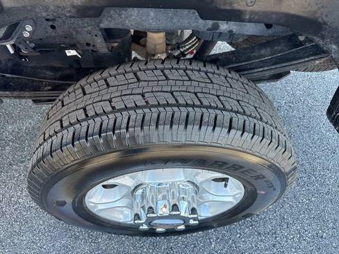 Used 2024 Ford F350 XLT AWD/4WD image 13