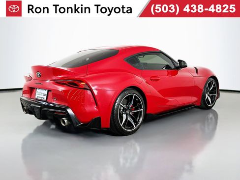Used 2021 Toyota Supra Premium w/ Driver Assist Package image 7