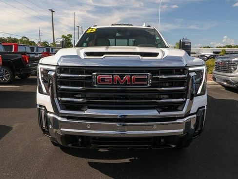 New 2025 GMC Sierra 2500 SLT w/ SLT Premium Package AWD/4WD image 2