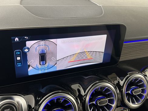 New 2026 Mercedes-Benz GLB 250 4MATIC image 31