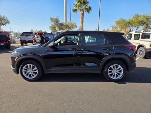 Used 2024 Chevrolet TrailBlazer LS image 3