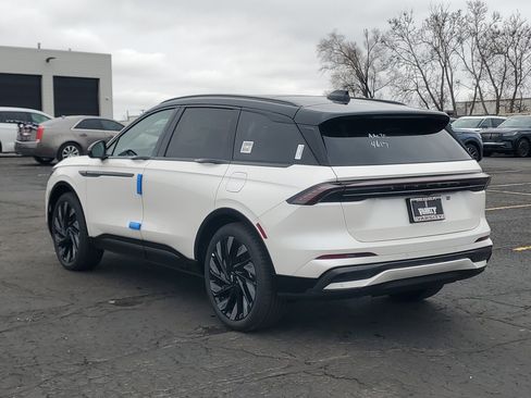 New 2026 Lincoln Nautilus Reserve w/ Jet Appearance Package image 3