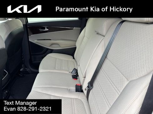 Used 2016 Kia Sorento FWD image 13