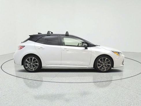 Used 2022 Toyota Corolla XSE w/ Carpet Mat Package (TMS) FWD image 4