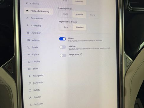 Used 2016 Tesla Model X 75D image 35