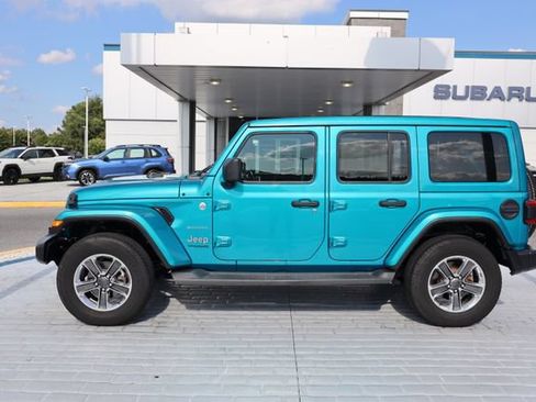 Used 2020 Jeep Wrangler Unlimited Sahara AWD/4WD image 2