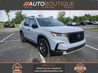 Used 2025 Honda Pilot TrailSport