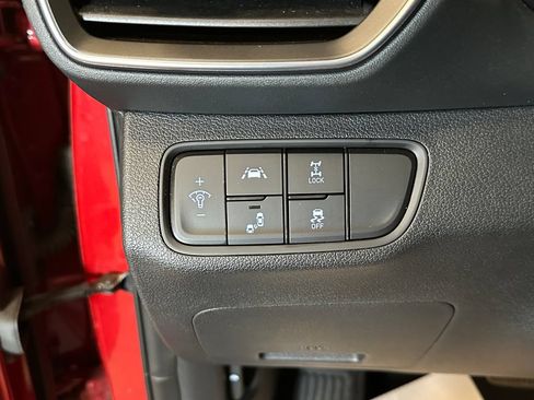Used 2019 Hyundai Santa Fe SEL AWD/4WD image 18